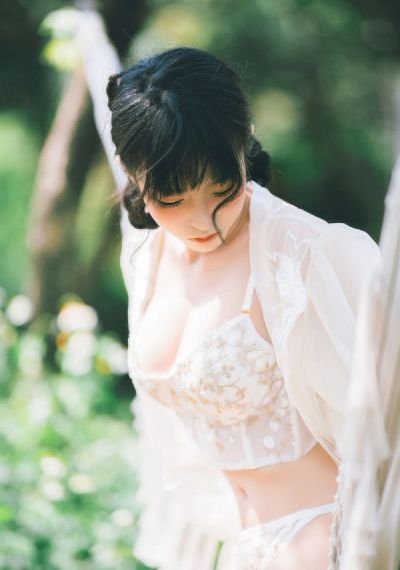欧美成人精品一区二区男人小说_DVD全集在线观看
